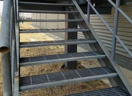 楼梯格子板